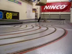 Store Pictures & Track Shots