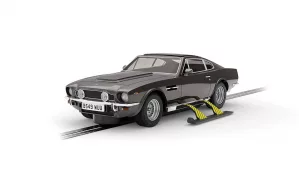 C4239 James Bond Aston Martin V8 The Living Daylights