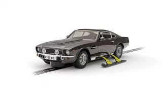 C4239 James Bond Aston Martin V8 The Living Daylights