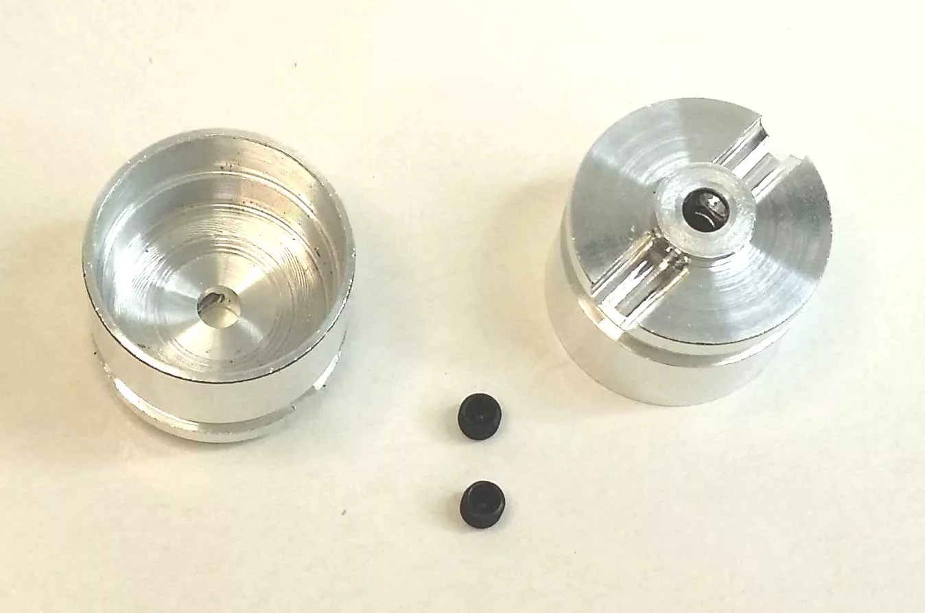 S-085 Rear Wheels for F512M