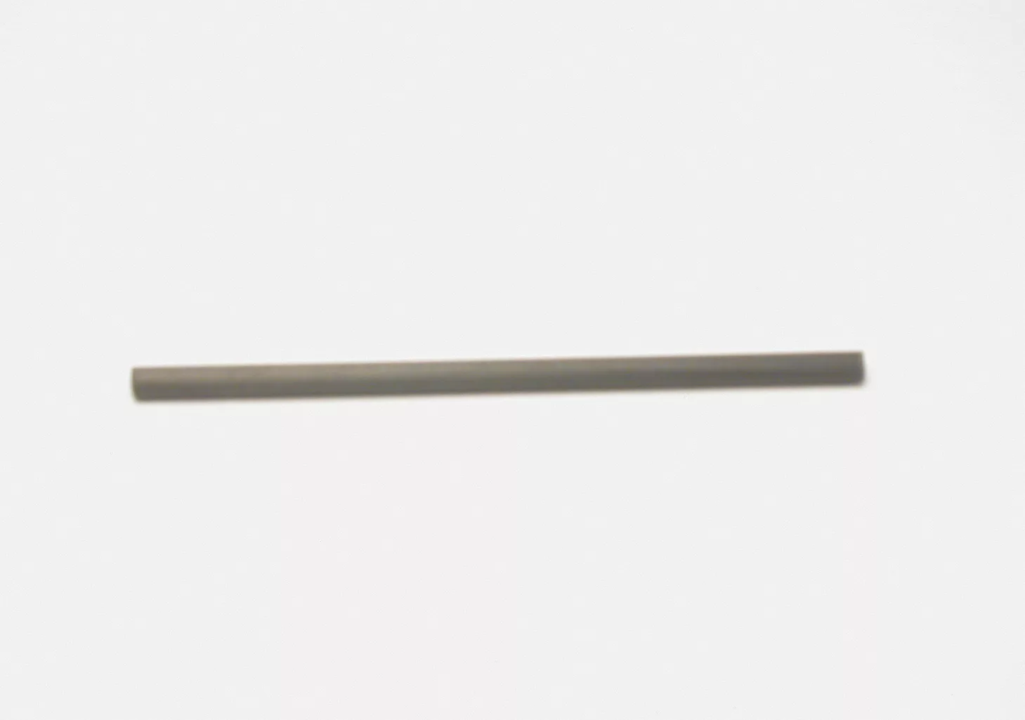SC-1221 "3/32" x 55mm. Rectified carbon axle.