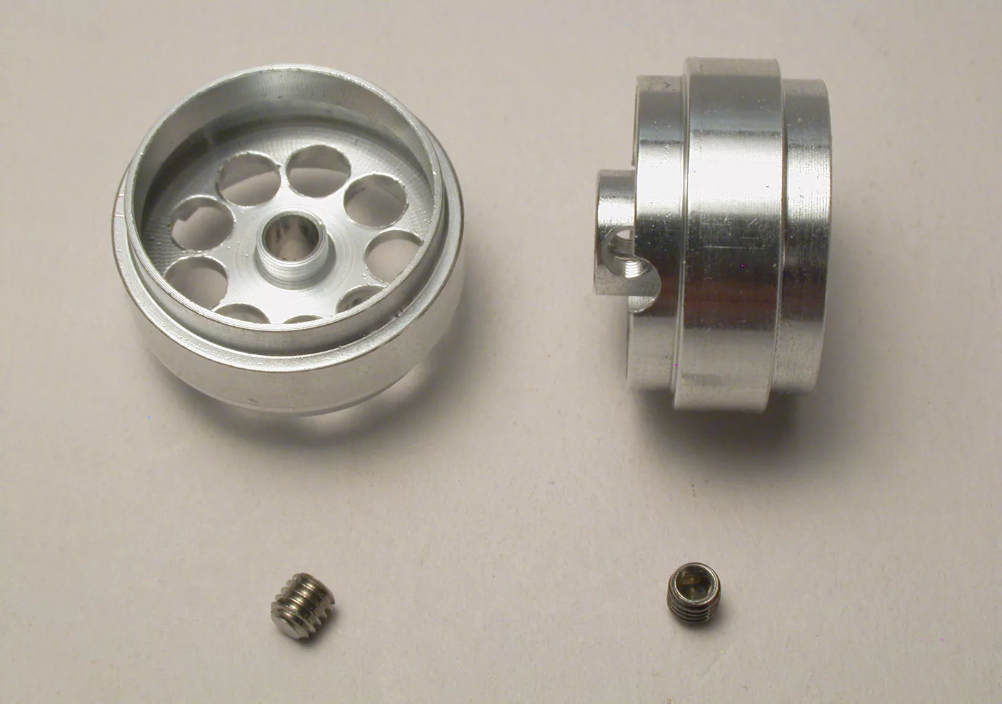 SC-4019 “Profile“ Design for 3mm. Axle. M3 screw