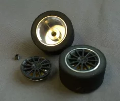 S-042SS Rear hubs and sponge tires 25mm x 15mm for Megane.