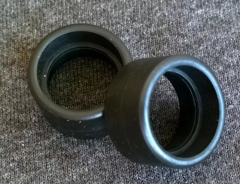 S-305S Low Profile Front Tires (2) for McLaren F1 GTR