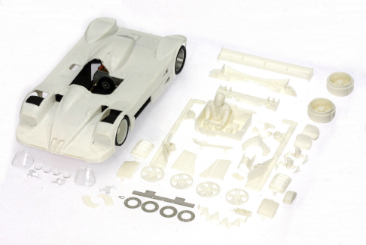 AR-1002D 1:32scale BMW V12 LMR White Racing Kit inc RT-3 chassis
