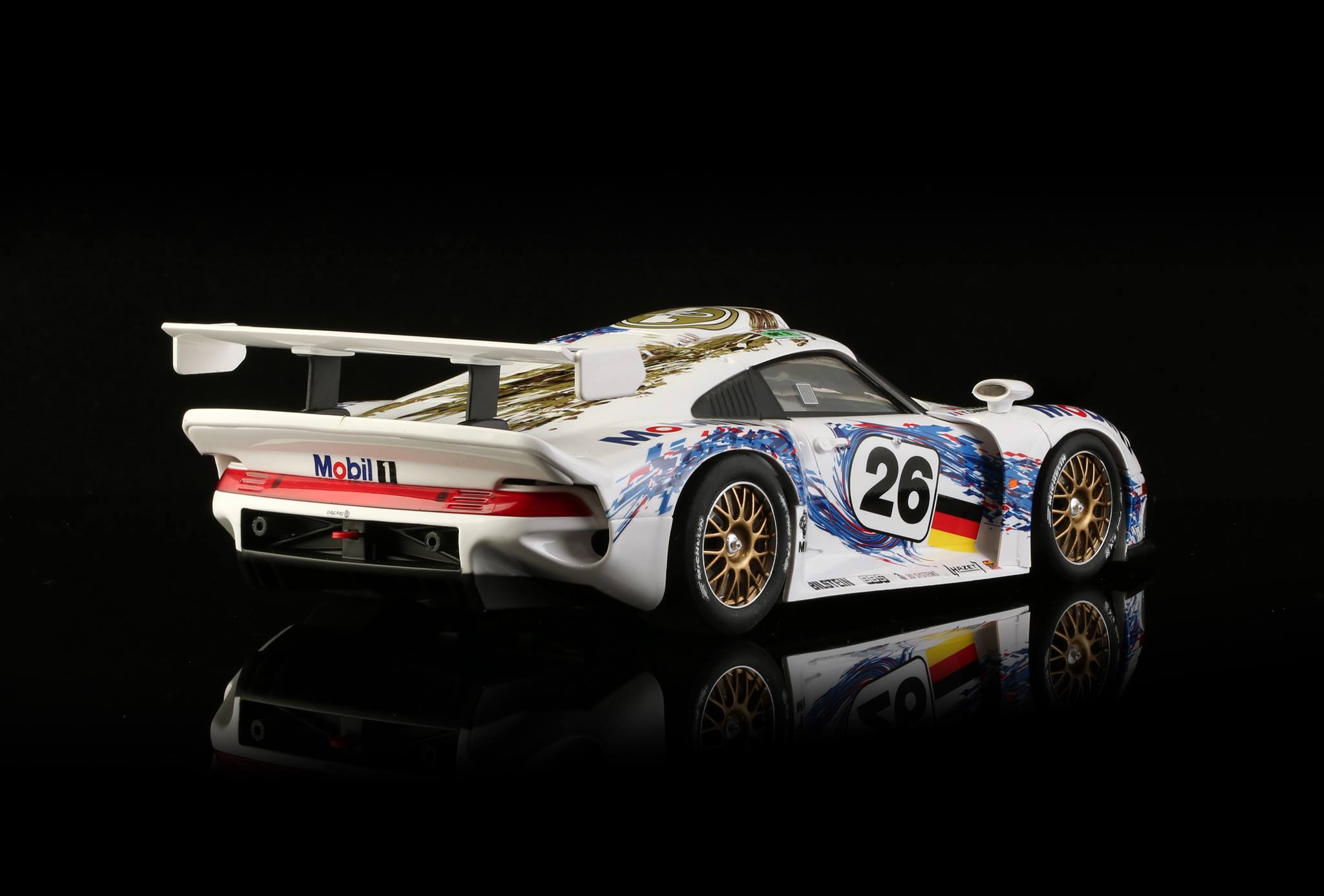 BRM044 Porsche 911 GT1 TEAM Mobil #26 with aluminum chassis
