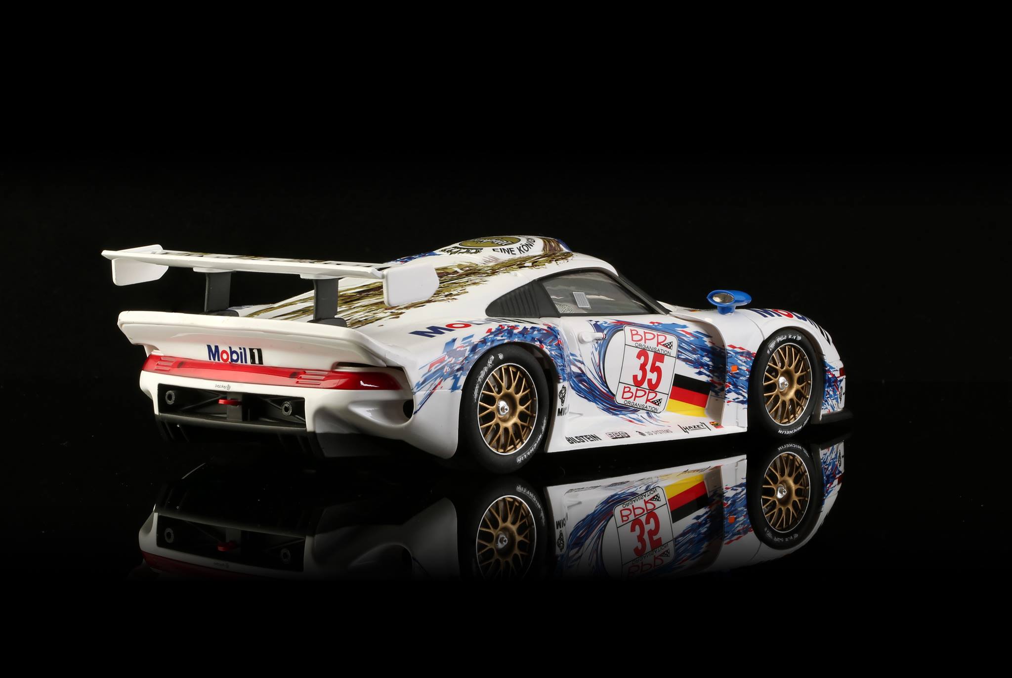 BRM045 Porsche 911 GT1 TEAM Mobil #35 with aluminum chassis