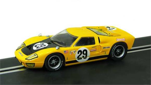 C3211 Ford GT40   #29 yellow