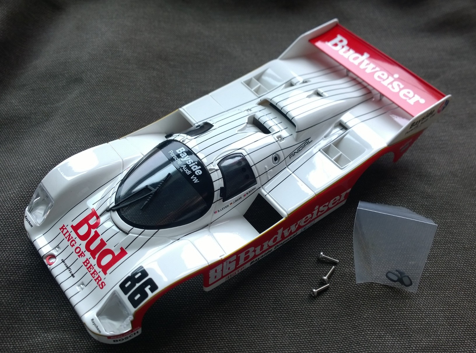 S-001BW BRM full body Budweiser no.86, painted and assembled