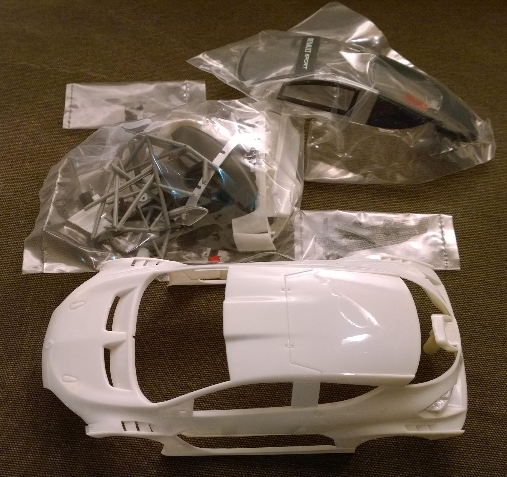 S-052 Renault Megane white body kit